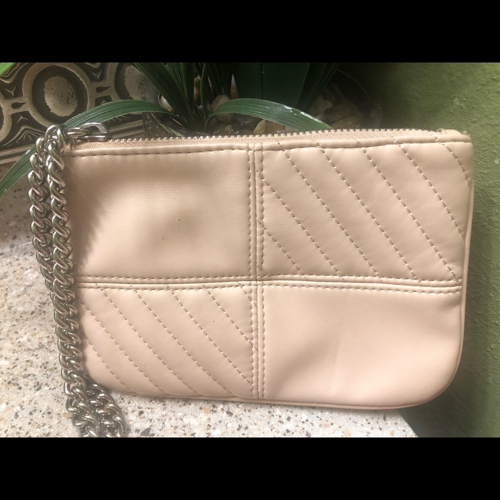 Express Wristlet - Picture 5 of 12